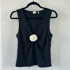 Aritzia “Bloom” Top. Black with White Rose. Size Medium. Jersey Knit Material.